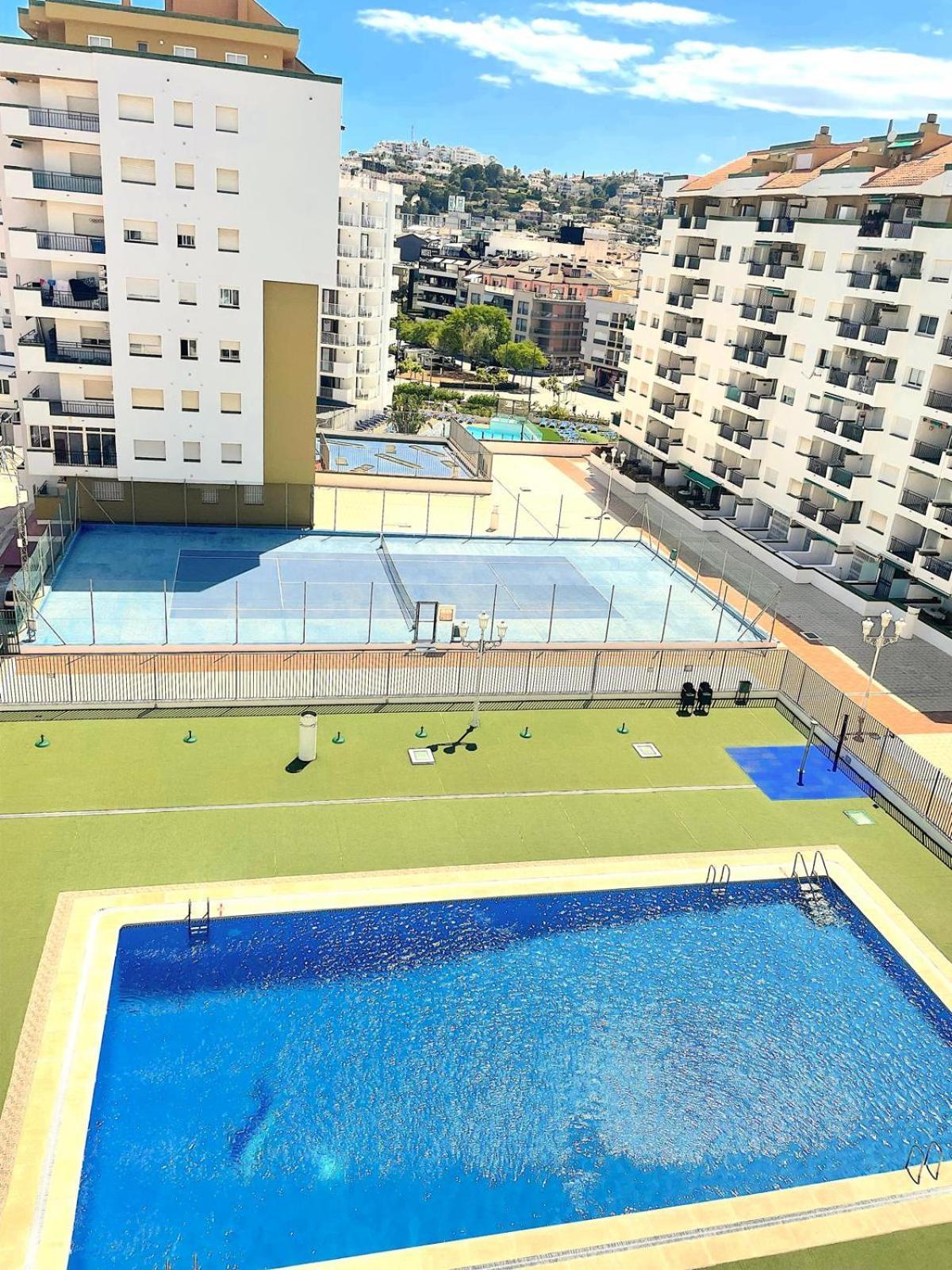Apartamento Loft Primera Linea De Playa, Vistas Altas Mar Y Castillo Peniscola Bagian luar foto