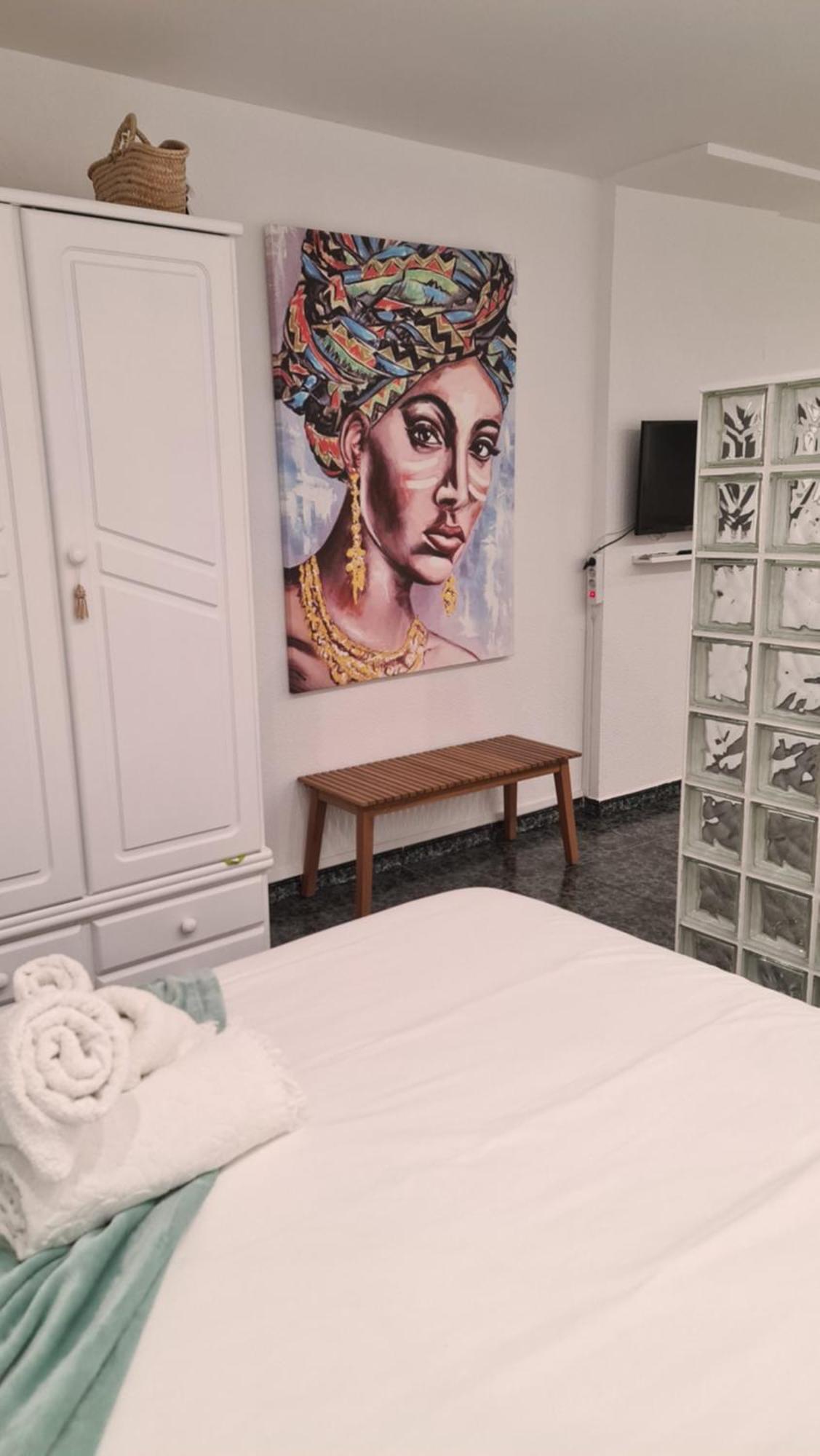 Apartamento Loft Primera Linea De Playa, Vistas Altas Mar Y Castillo Peniscola Bagian luar foto